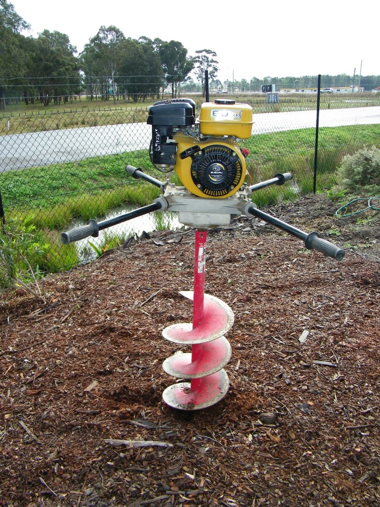 posthole digger hand held petrol